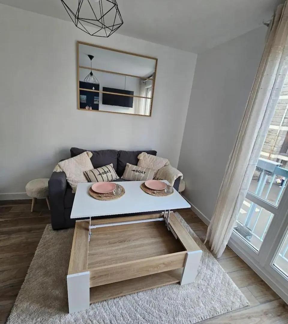 Studio Voltaire - Centre Ville Saint-Brieuc Apartment